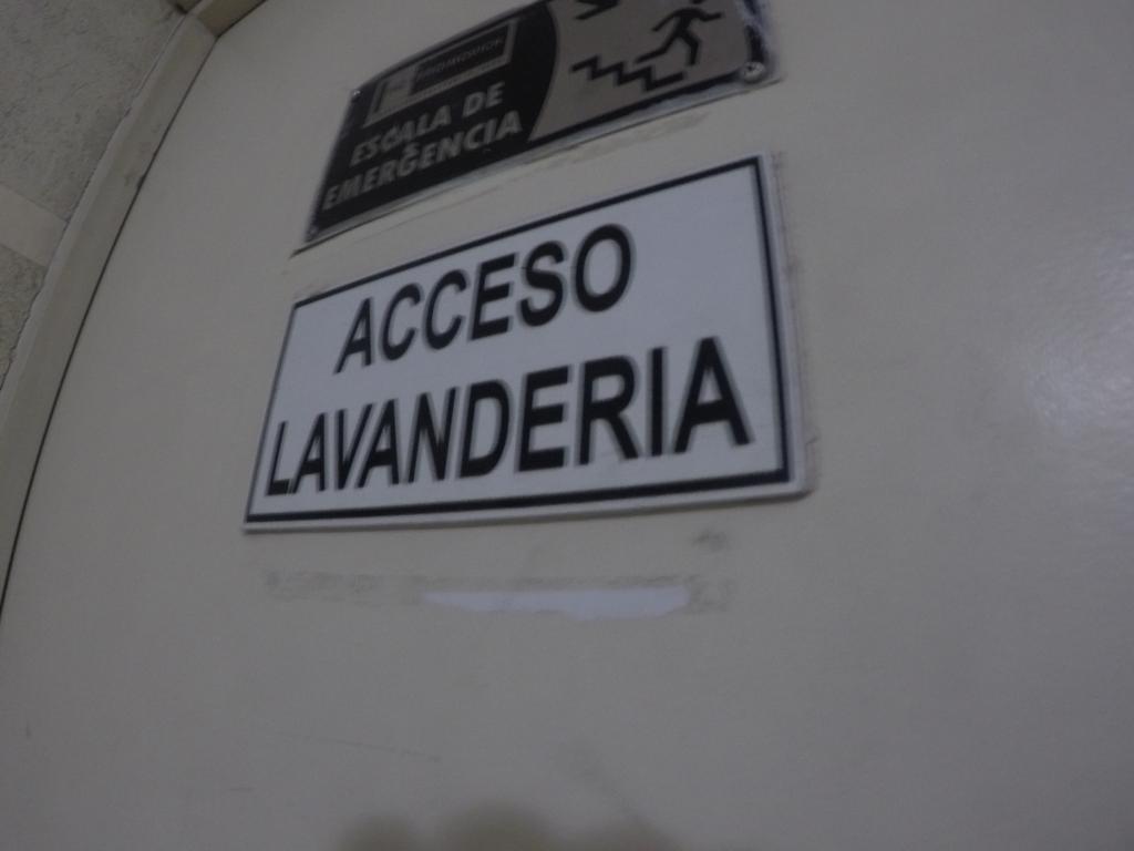 America Departamentos Santiago Luaran gambar